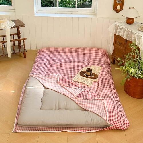 Red gingham japanese - gingham, floor